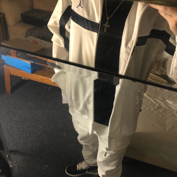 Meet your Posher, Chase - Picture 5 of 8